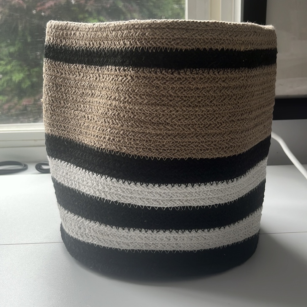 Summer & rose woven storage basket